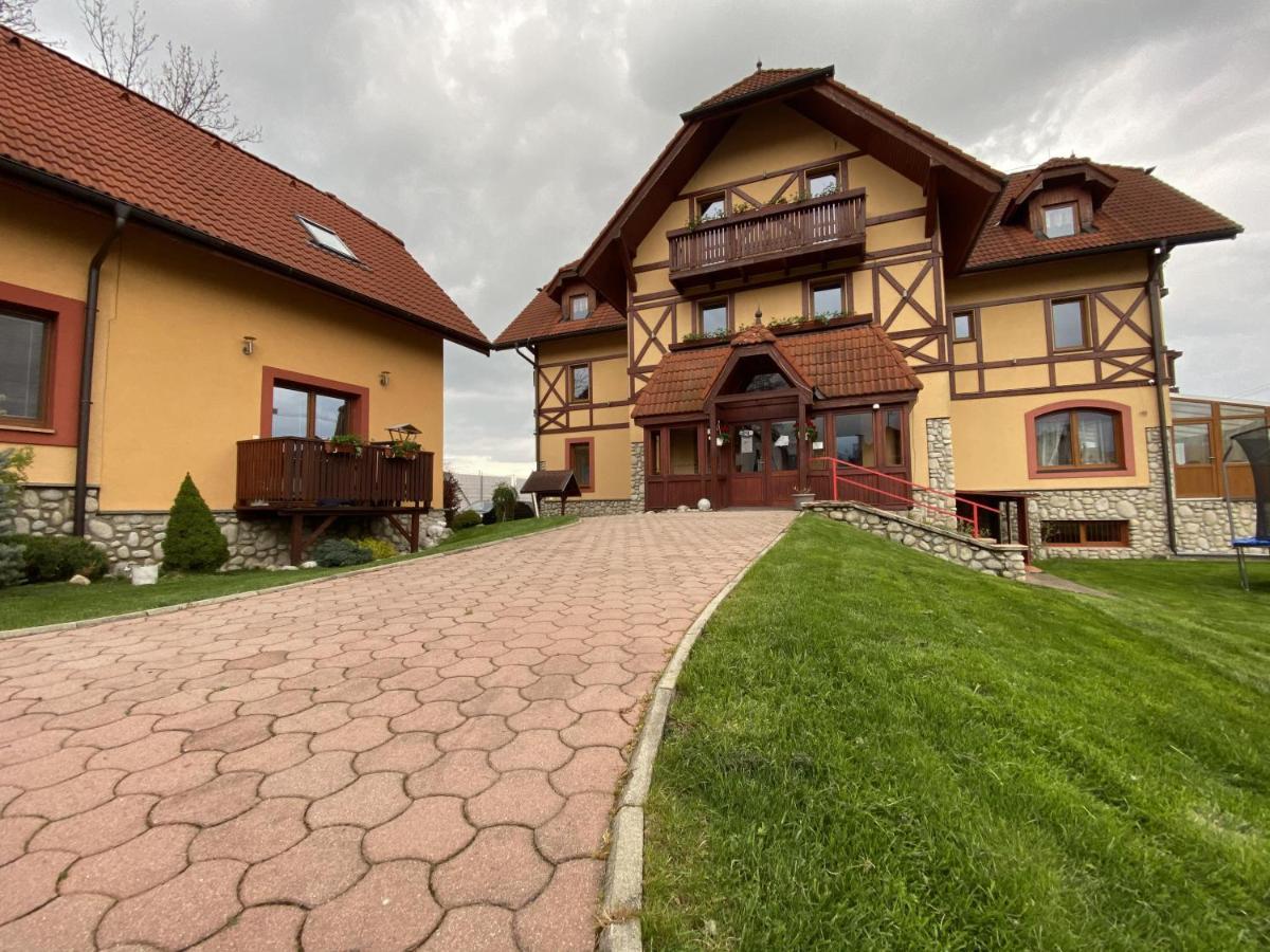 Penzion Bado Stará Lesná Esterno foto